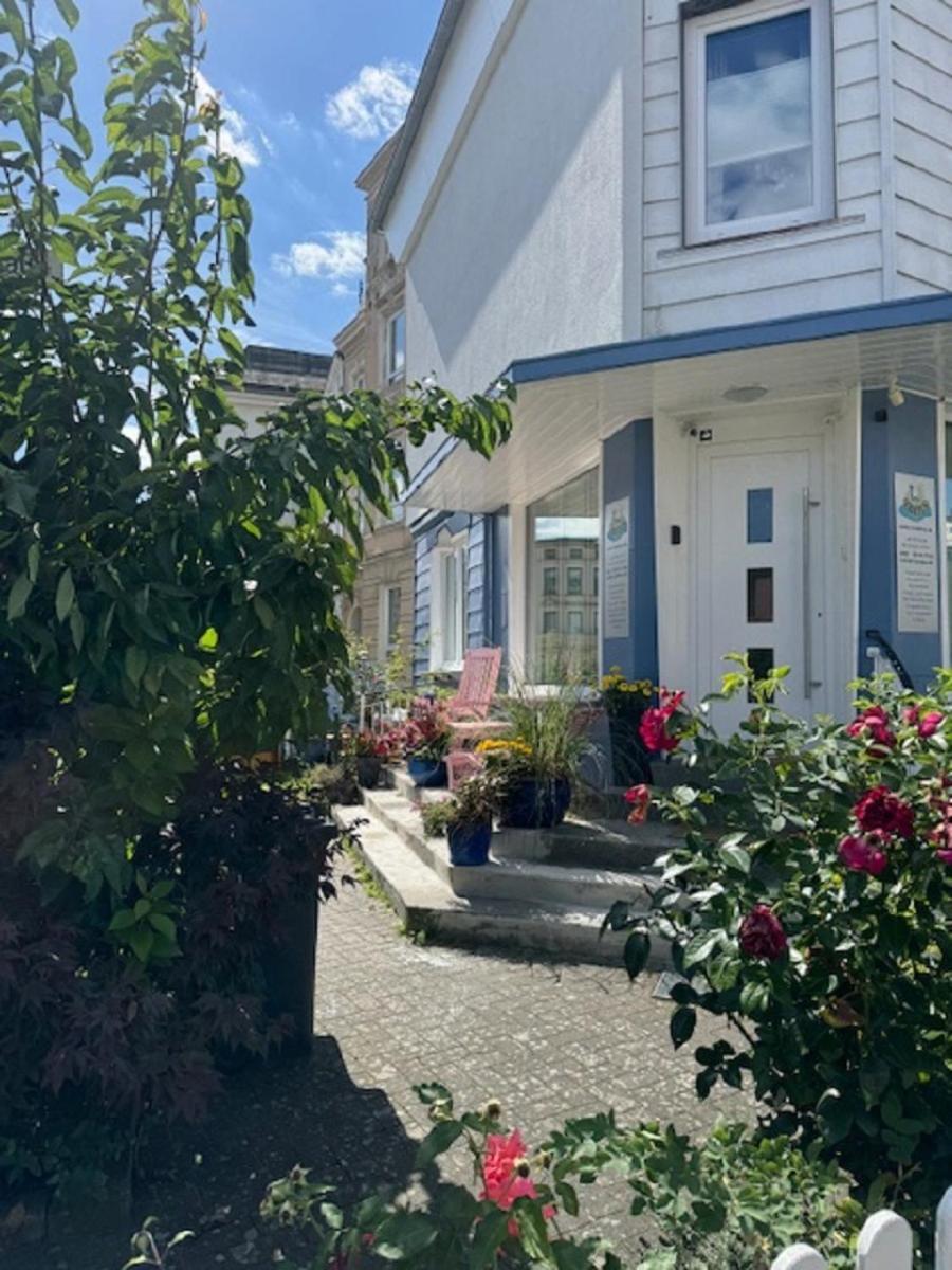 Near Holstentor Modern Near The Center With Wifi Apartment *